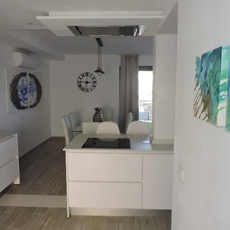 Sunhill Luxurious House